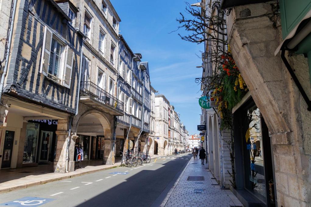 L'Appartement : Location Les Merciers. La Rochelle  Eksteriør bilde